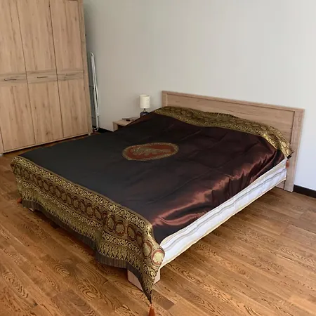 Apartment Krisjana Valdemara 40 *