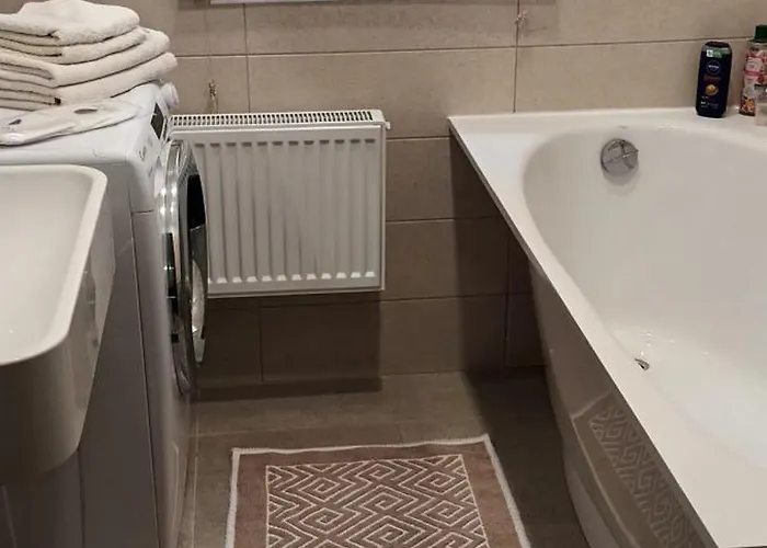 Krisjana Valdemara 40 Dzīvoklis *